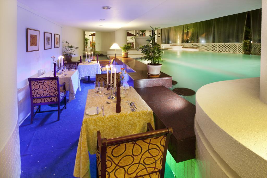ดอร์เซตต์ แกรนด์ ลาบวน Hotel ภายนอก รูปภาพ
