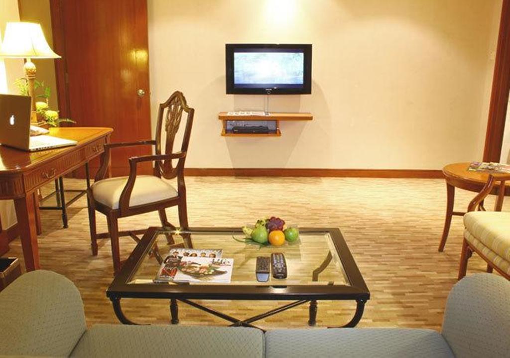 ดอร์เซตต์ แกรนด์ ลาบวน Hotel ภายนอก รูปภาพ