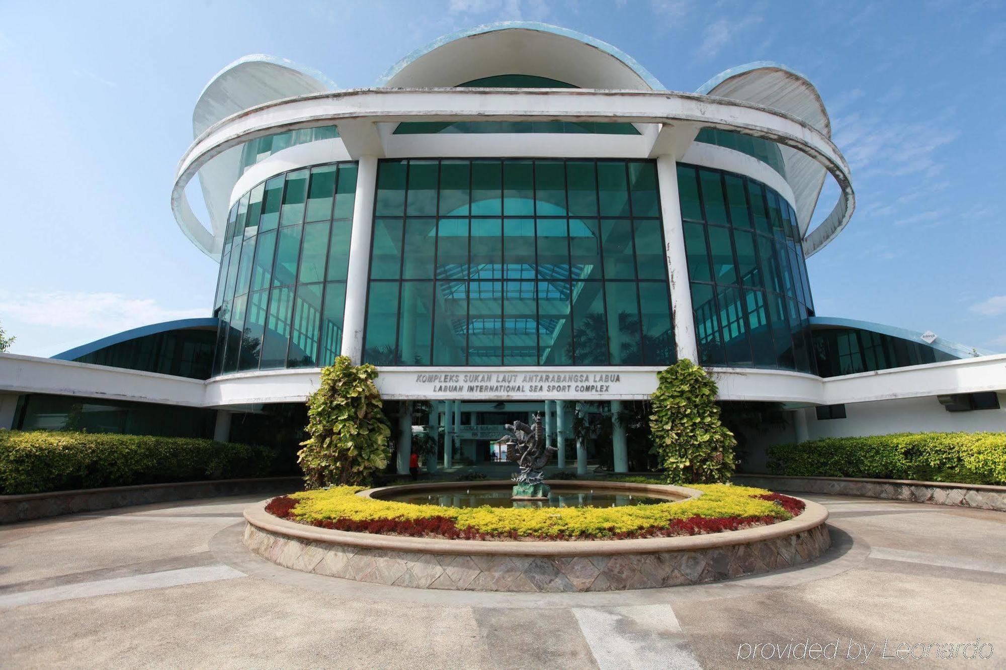 ดอร์เซตต์ แกรนด์ ลาบวน Hotel ภายนอก รูปภาพ
